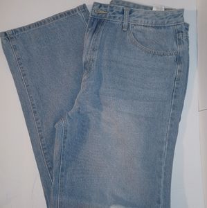 Wide legged blue jeans from Shein